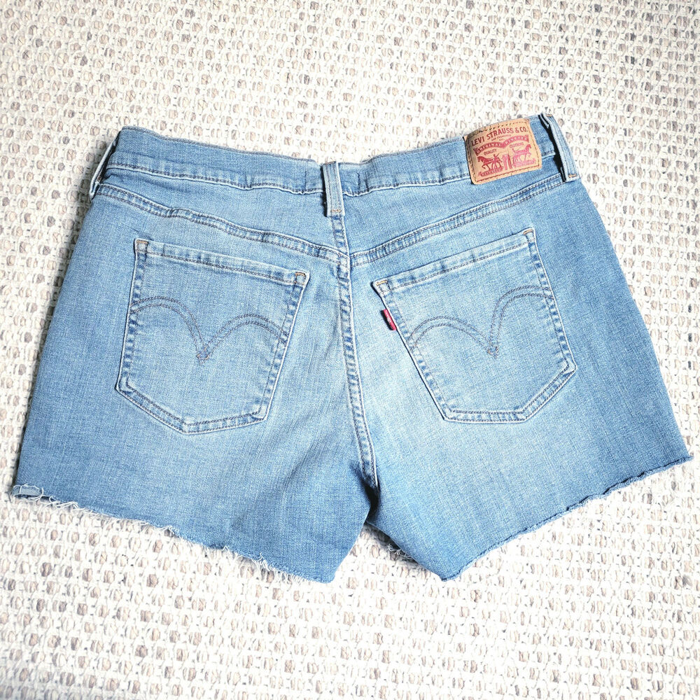 Levis Womens 31 Shorts Mid Length Denim Distressed Stretch Medium Wash